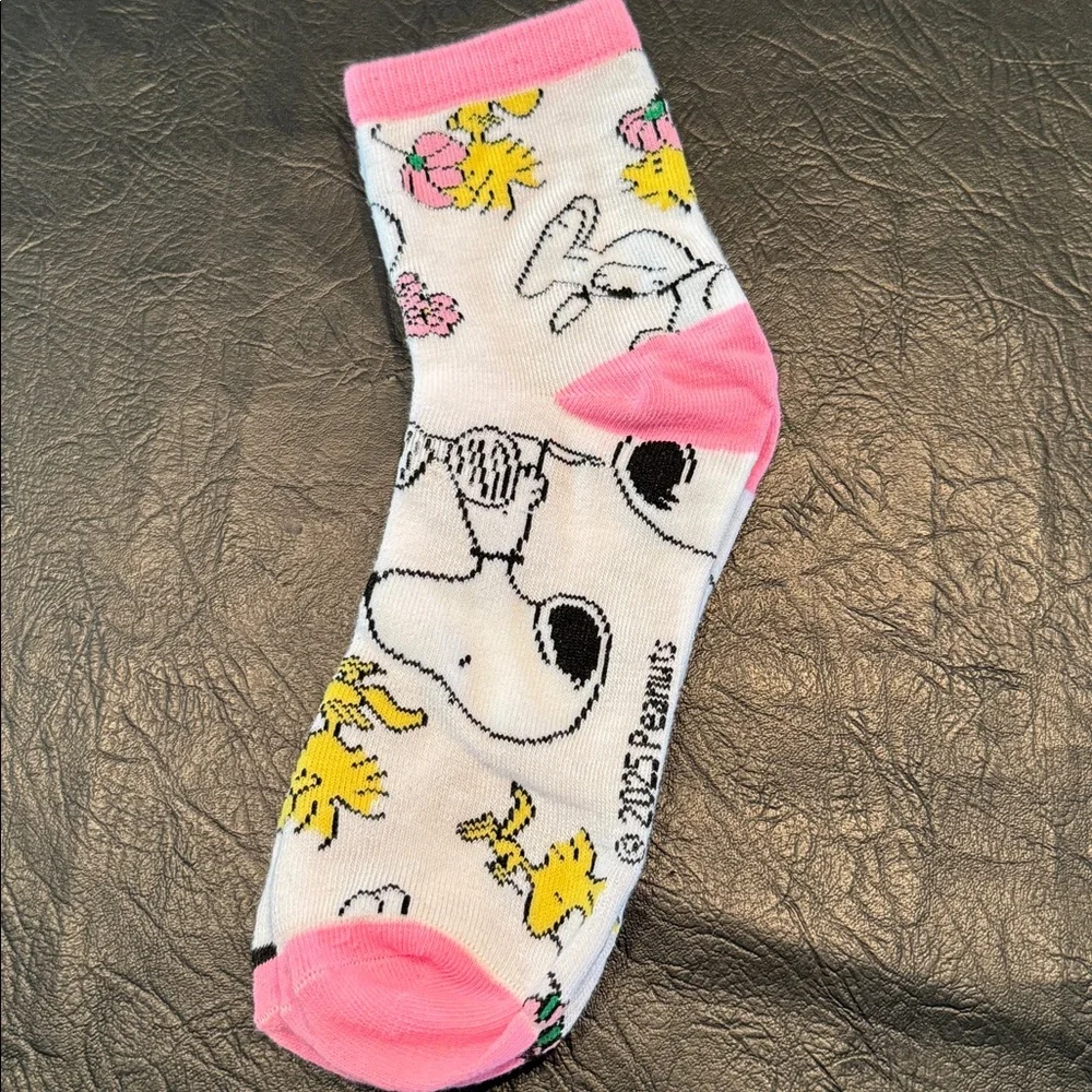 Snoopy Socks, Pink & White, NEW